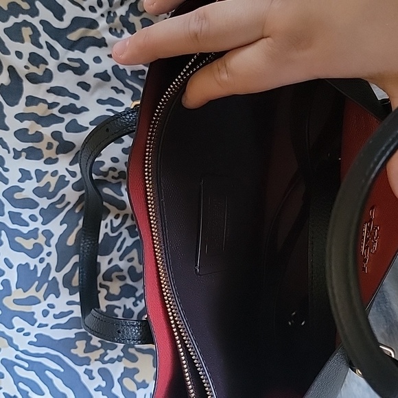 ××××Coach Giveaway××××  9 different pampered items - Picture 4 of 7